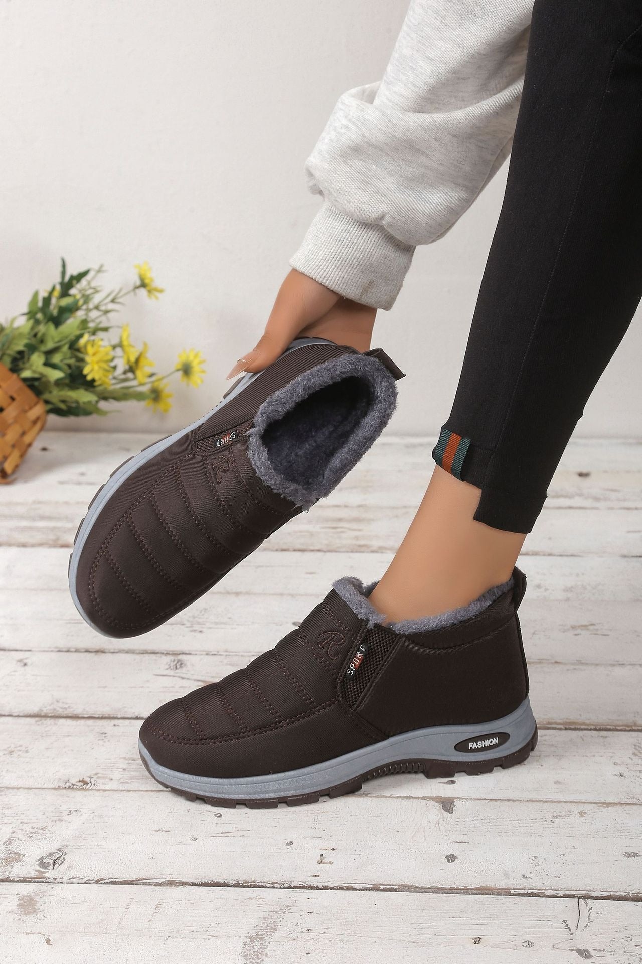 🔥【Špeciálna 50% zľava】【35-48】Unisex zimné čižmy s plyšovou podšívkou - teplé, pohodlné a protišmykové do chladného počasia.