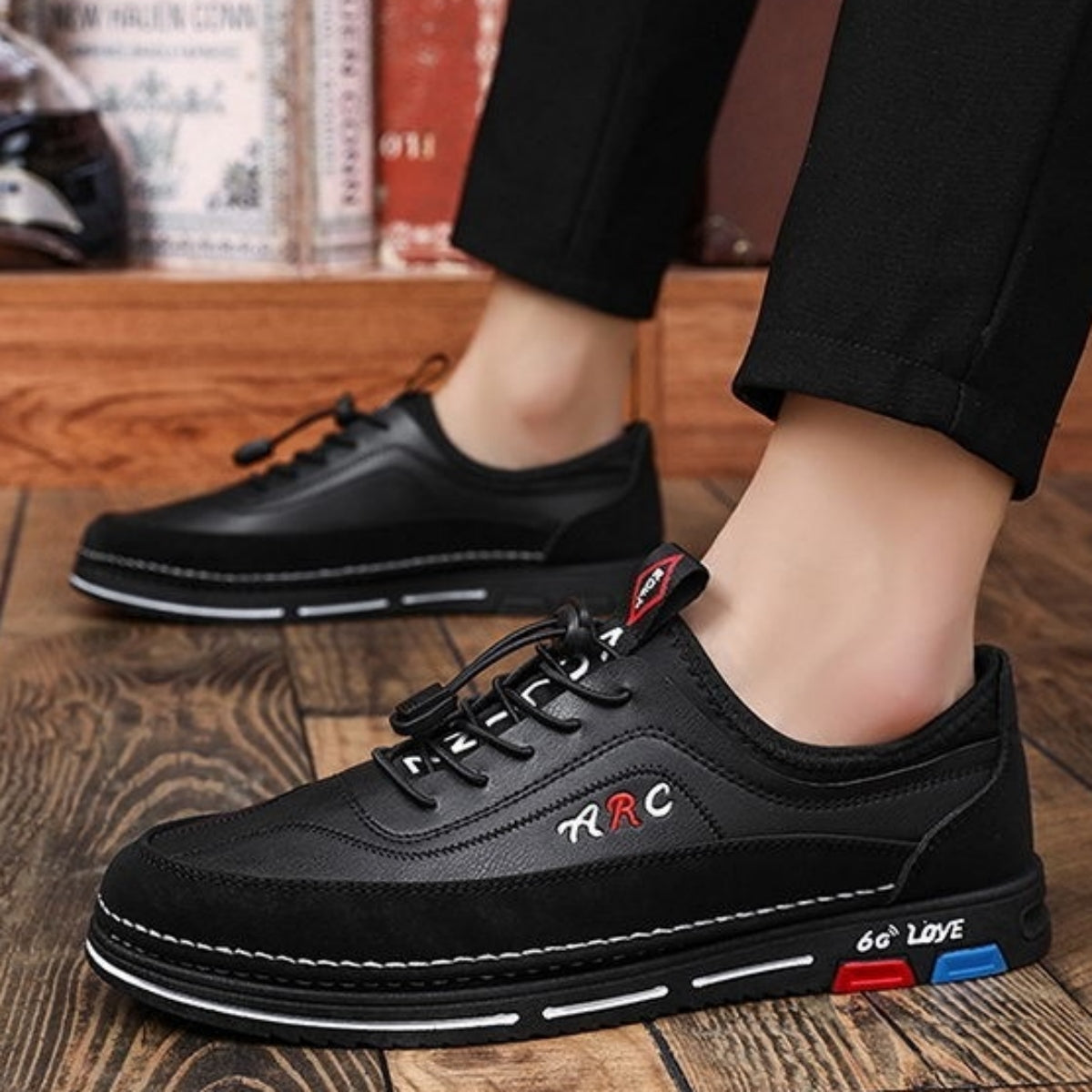 🔥🔥【39–48】【Nova kolekcija – akcijska cena】Moški poslovni čevlji iz vodoodpornega usnja – Mehki podplat, udobni za celodnevno nošenje