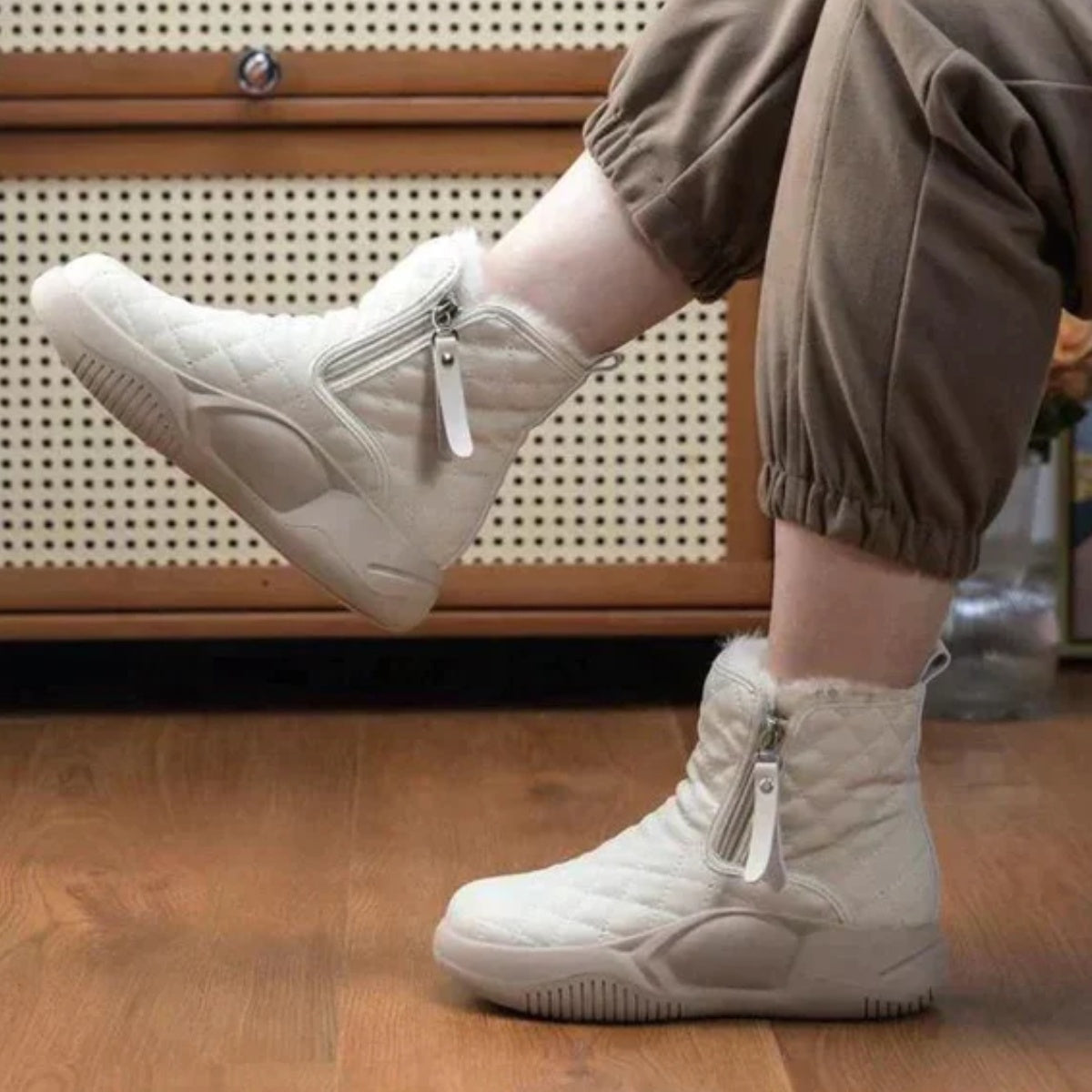 【35-40】Nové kožešinové sněhule s tlustou podrážkou z roku 2025, ležérní protiskluzové tlusté teplé boty