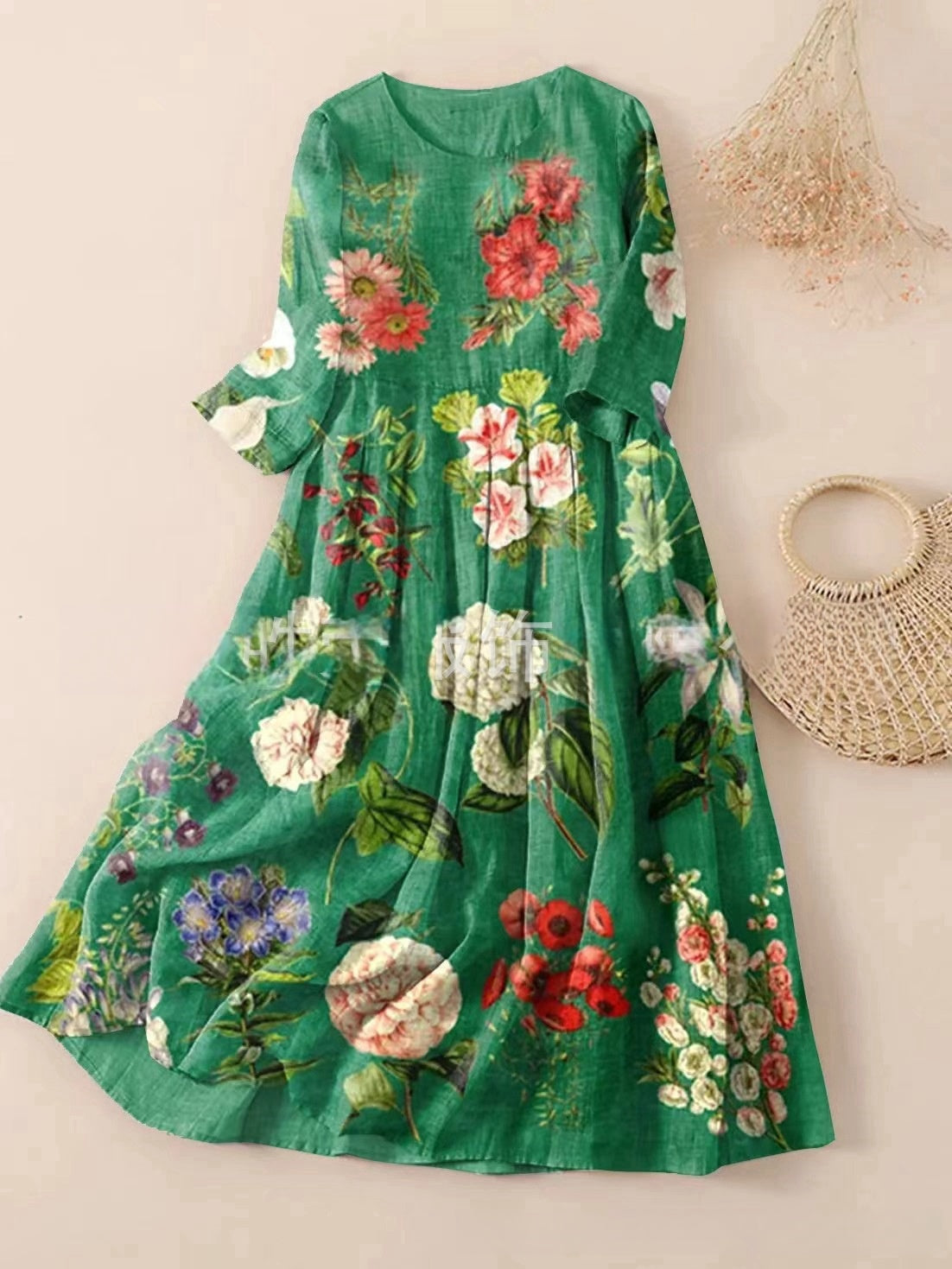 【50 % popust】【S-3XL】🌼Nova nagubana obleka s cvetličnim potiskom in okroglim izrezom🌸mlada in lepa