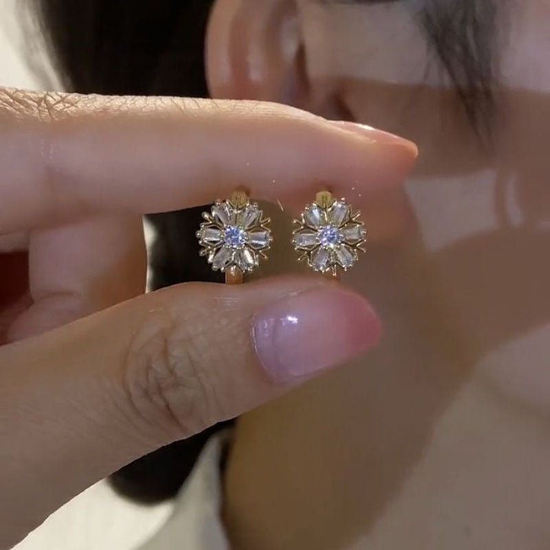 【Cumpărați 1, primiți 1 gratuit】❄ Cercei fulgi de nea cu zircon, de lux, pentru femei