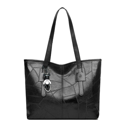✨【Časově omezená nabídka: 50% sleva】💯👜Elegantna in mehka usjena torba za přes ramo ✨Torba z extreme veliko prostronino
