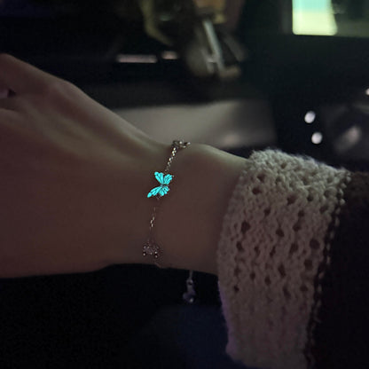 🎀Modra zapestnica z metuljčkom, ki se sveti v temi, ženska zapestnica v gozdnem slogu, verižica za ključnico Aurora, absorbira svetlobo in se sveti.