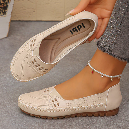 Comfort Collection 2026: Ręcznie szyte buty typu casual, dostępne do rozmiaru 43! Idealne dla szerokich lub zmęczonych stóp.
