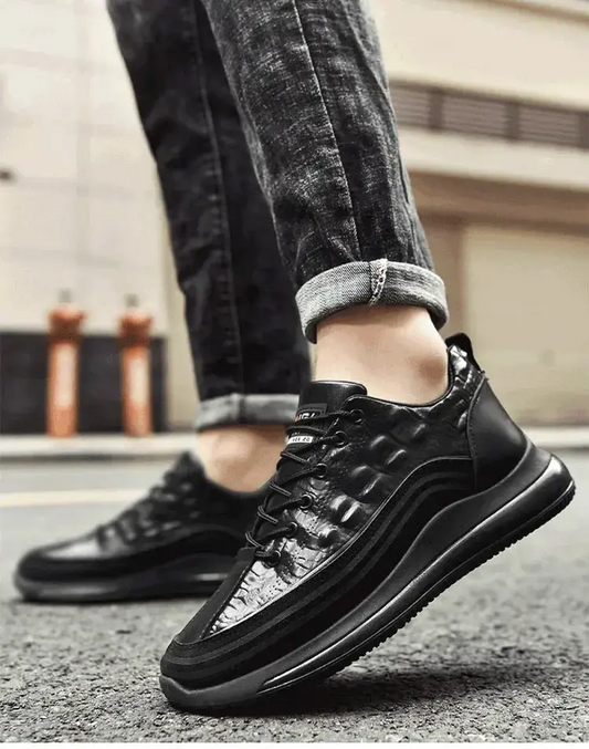 🔥【Oferta ograniczona czasowo】【Rozmiary 38-44】Luksusowe trampki z wytłoczonym wzorem krokodyla, wygodna amortyzacja, niewidoczne zwiększenie wzrostu