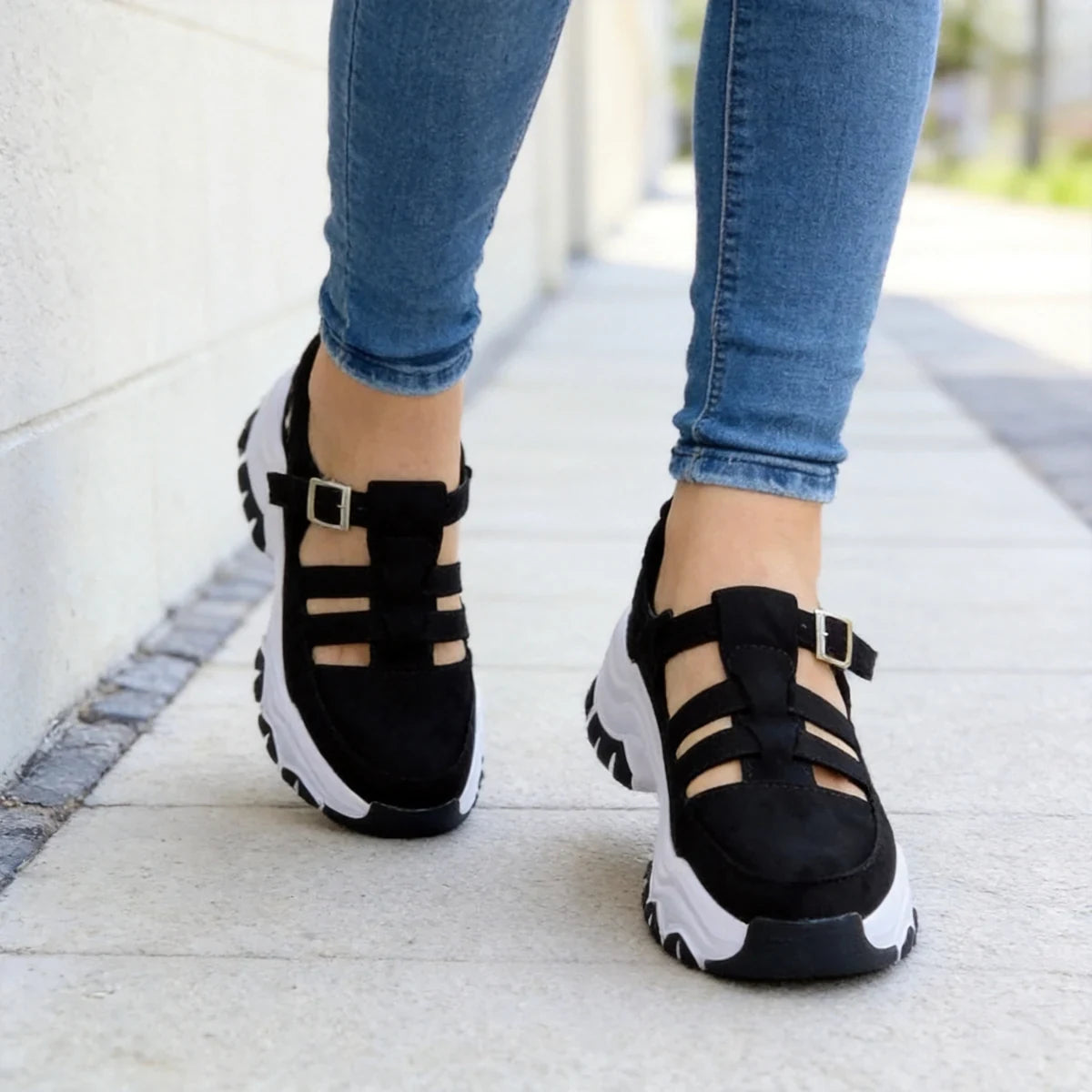 💥Oferta ograniczona czasowo💥【Rozmiary 35-43】Nowe, codzienne sandały sportowe, klamra, gruba podeszwa, okrągły nosek, klasyczne buty damskie