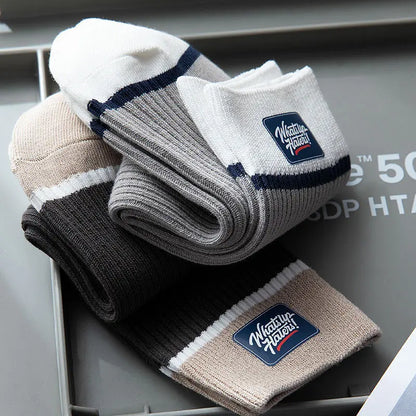 🔥🧦✨🎉【Opakowanie 10 par】Nowe miękkie i wygodne skarpetki męskie z czystej bawełny, pochłaniające pot i odporne na zapachy