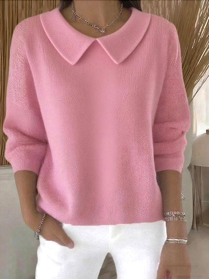 Cómoda camiseta de manga larga con cuello en V para otoño e invierno.