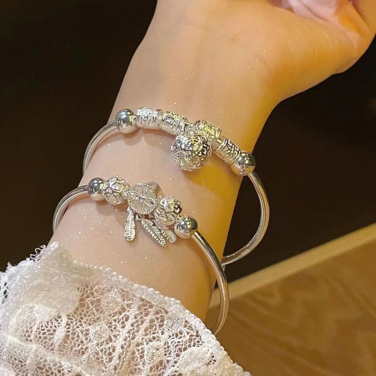 💖Urocza i elegancka bransoletka ze srebra próby 925 z personalizowanym dzwoneczkiem i regulowaną długością.