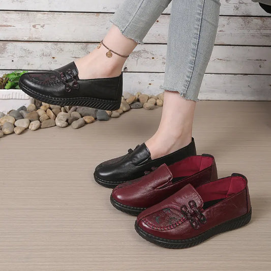 【35-42】Buty damskie ze skóry naturalnej, antypoślizgowe, wodoodporne, z miękką i wygodną podeszwą.