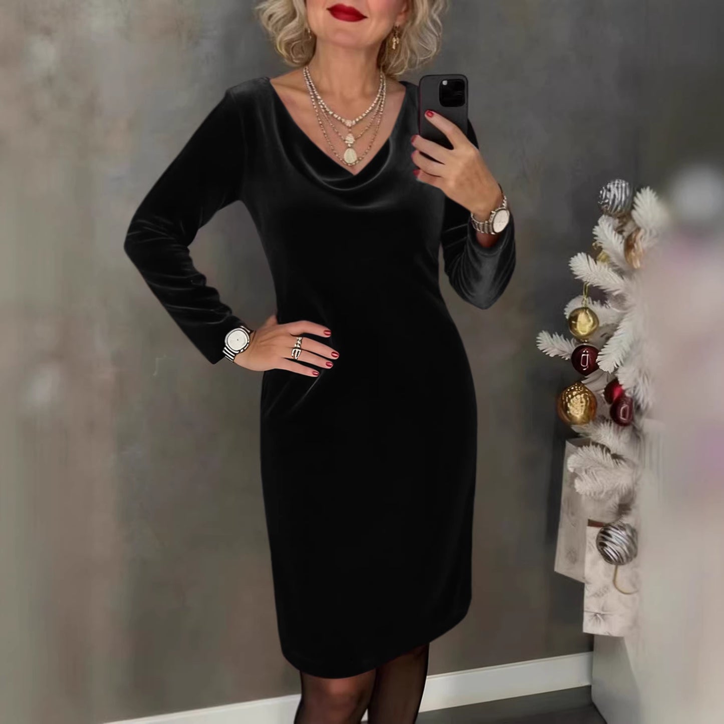 ✨【50% sleva】【S-2XL】 Nové sametové šaty 2026 | Dlouhé rukávy | Elegantní a sofistikované ✨