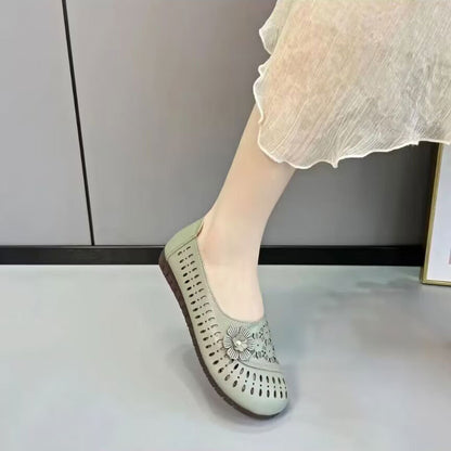 👡【Rozmiary 35-40】Buty damskie, miękka i antypoślizgowa podeszwa, wydrążona konstrukcja zapewniająca oddychalność i wygodę, utrzymują stopy w chłodzie i zapobiegają poceniu się.