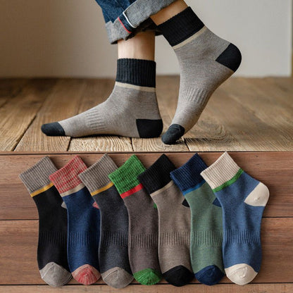 😍🧦【Kup 7, otrzymaj 7 gratis】Antybakteryjne, dezodorujące i ciepłe wełniane skarpetki na jesień i zimę.