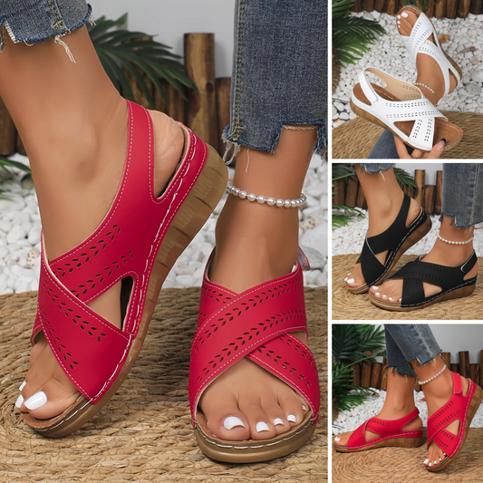 【50 % popust】【36-43】Ženski kontrastni sandali s klinom, udobni sandali s paščkom za gležnje