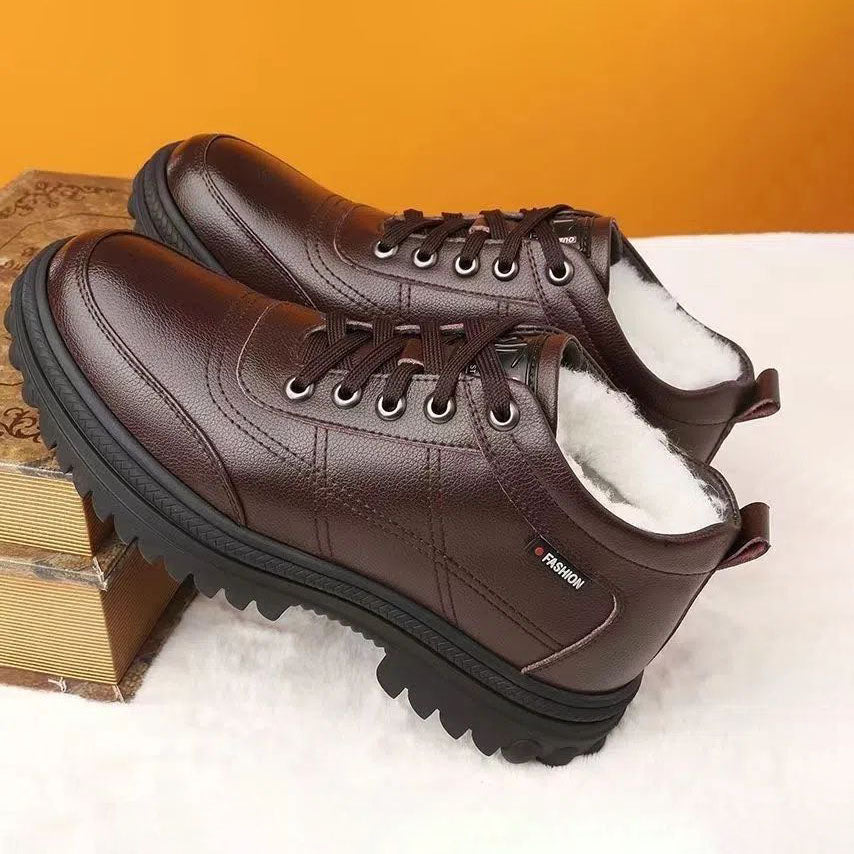 👞 【50 % popust】【39-44】 Moški zimski zgoščeni topli in puhasti usnjeni čevlji z debelim podplatom