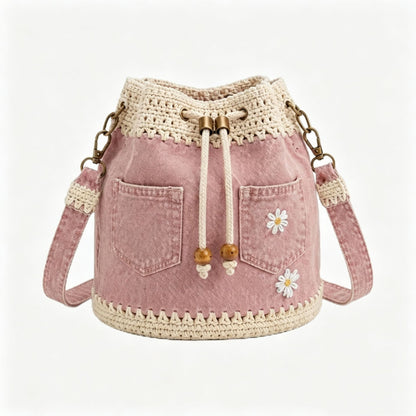 Pleciona torba jeansowa w stylu boho, która dopełni każdą stylizację ✨