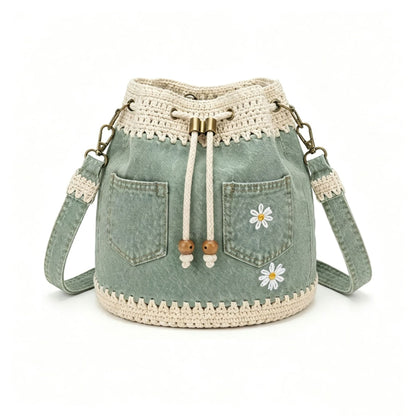 Pleciona torba jeansowa w stylu boho, która dopełni każdą stylizację ✨