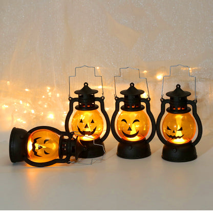 🎃🔥【Kup 1, otrzymaj 1 gratis】Przenośna lampa ręczna w kształcie dyni na Halloween
